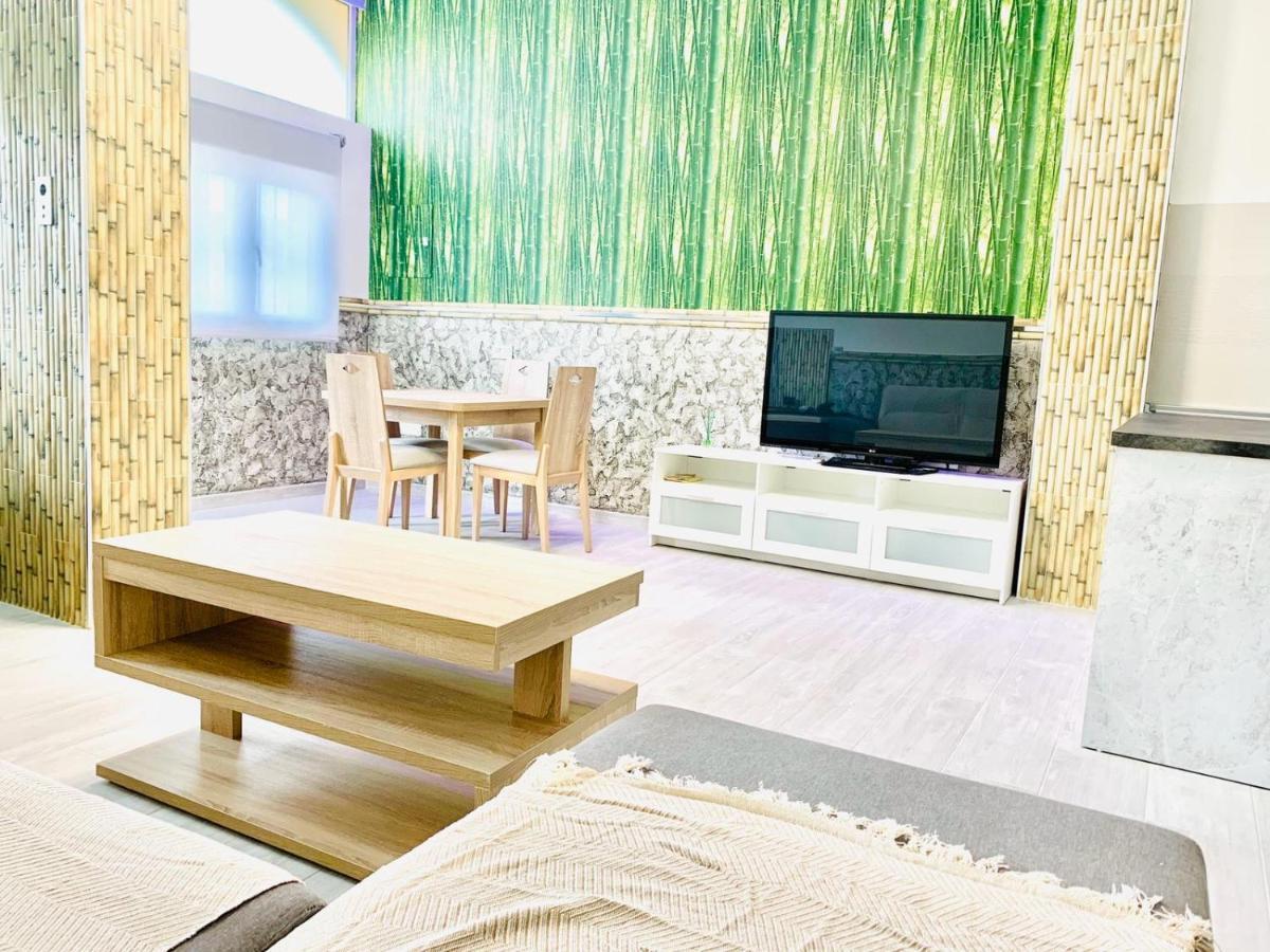 Lolf With Jacuzzi In Apartamento